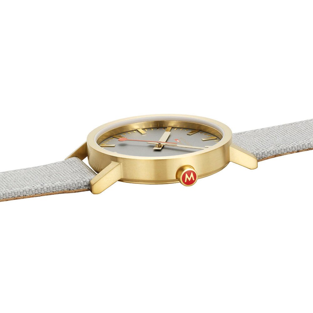 Mondaine Official Swiss Railways Classic Good Grey Textile 40mm Watch - Image 5