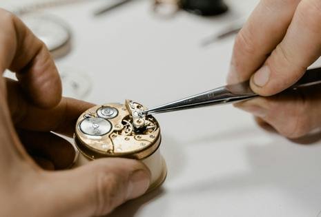 Repairing Watches 465x315px